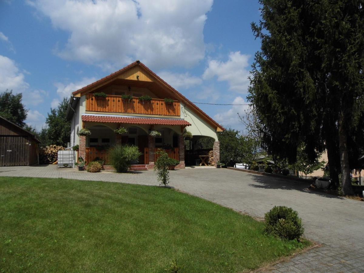 Gergely-Haz, A Volt Peteri Dezsas Vendeghaz Villa Sajoszentpeter Екстериор снимка